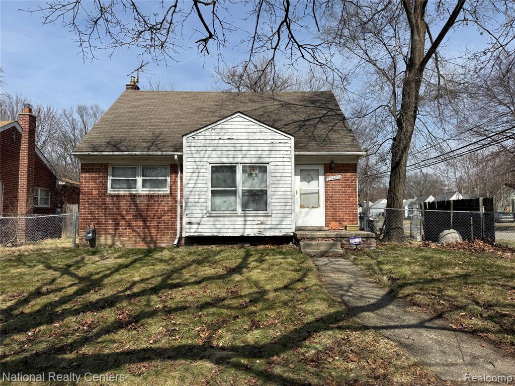 22400 Acacia St, Detroit, MI 48223-2529