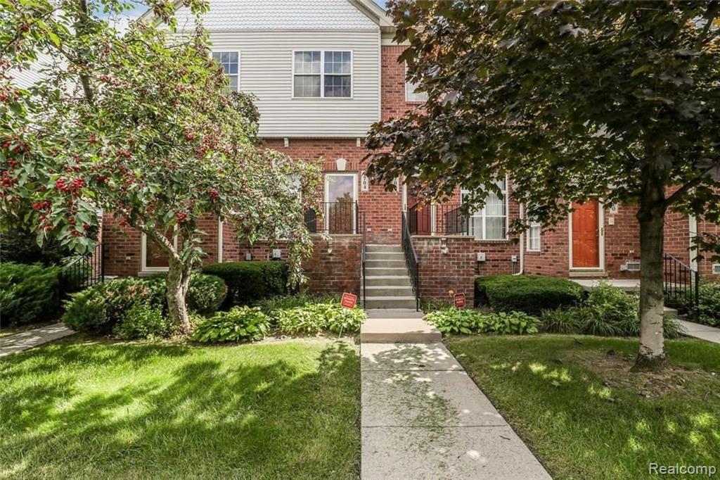 1704 Campau Farms Circle, Detroit, MI 48207-5162