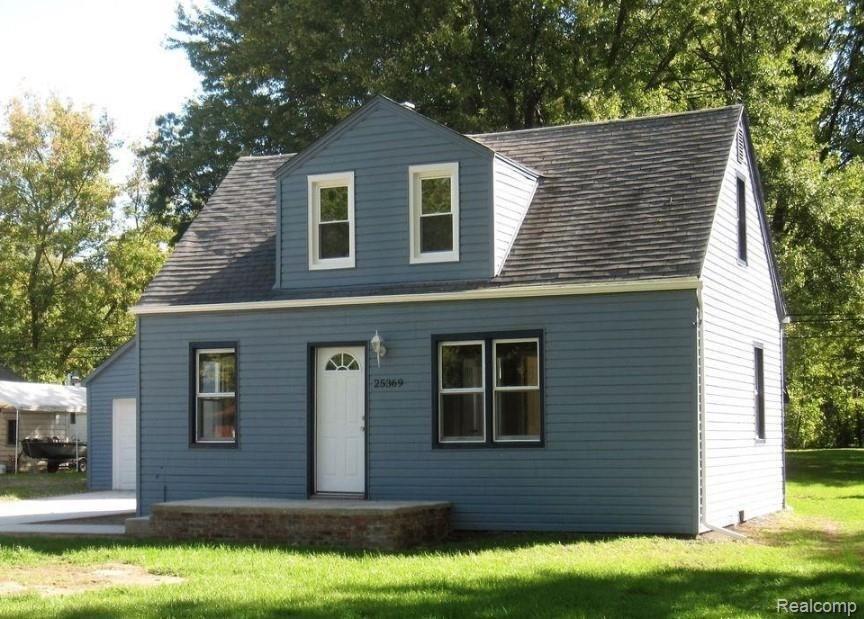 25369 Mary Street, Taylor, MI 48180-2087