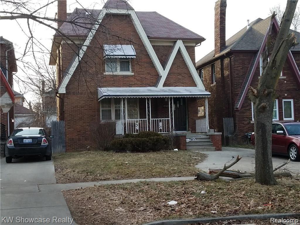 17585 Santa Barbara Drive, Detroit, MI 48221-2528