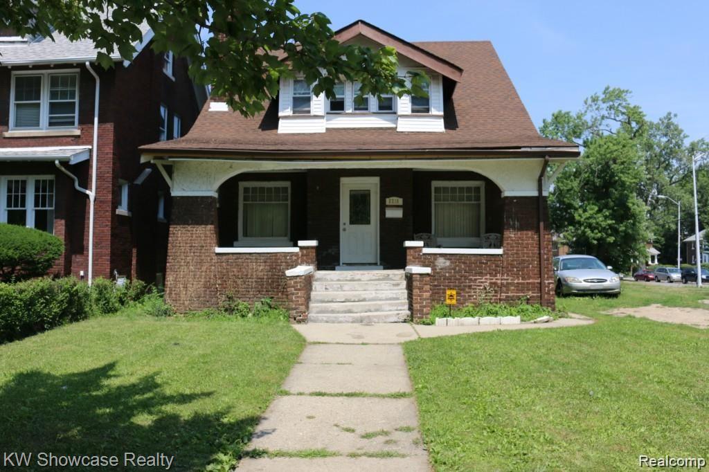 2210 South La Salle Gardens, Detroit, MI 48206-2657