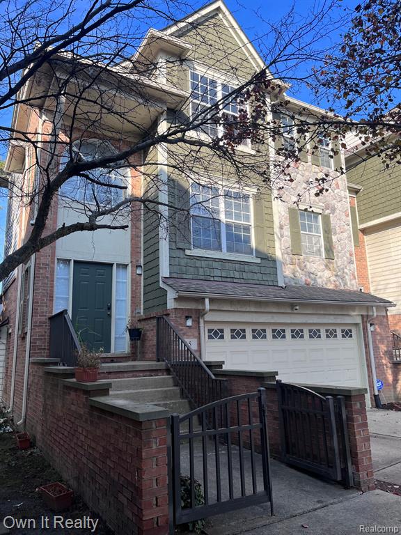 15 Bradford Ct Unit 27, Dearborn, MI 48126