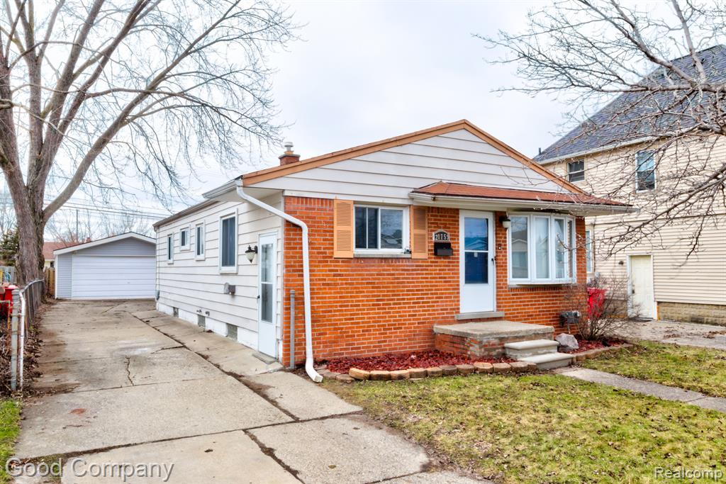 59 Waverly St, Highland Park, MI 48203-3638