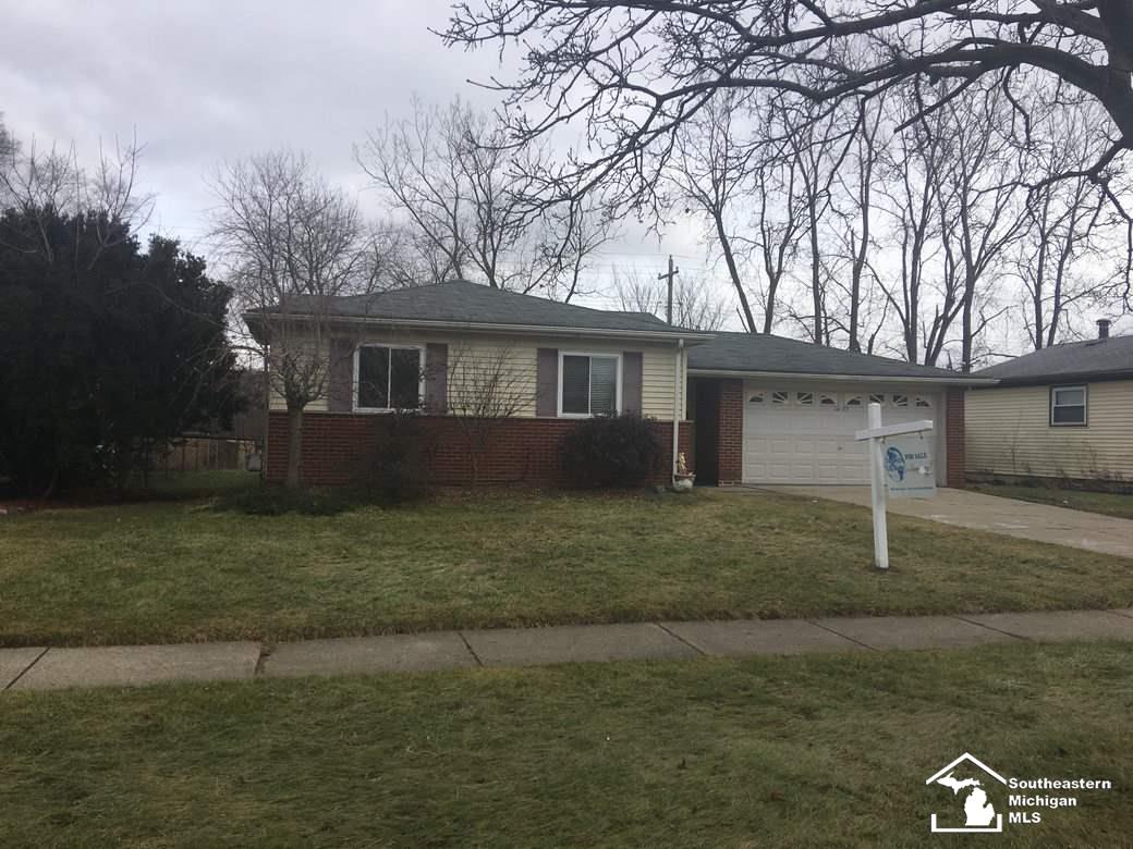 16477 Brandt St, Romulus, MI 48174-3212