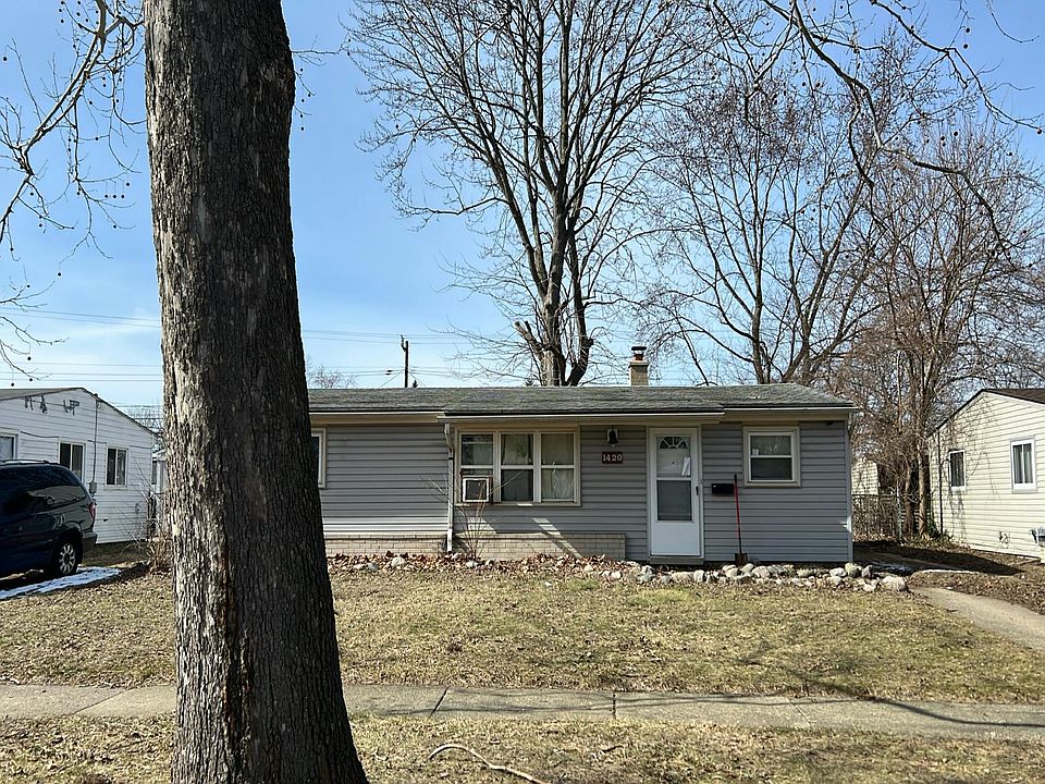 1420 S Carlson St, Westland, MI 48186-4007