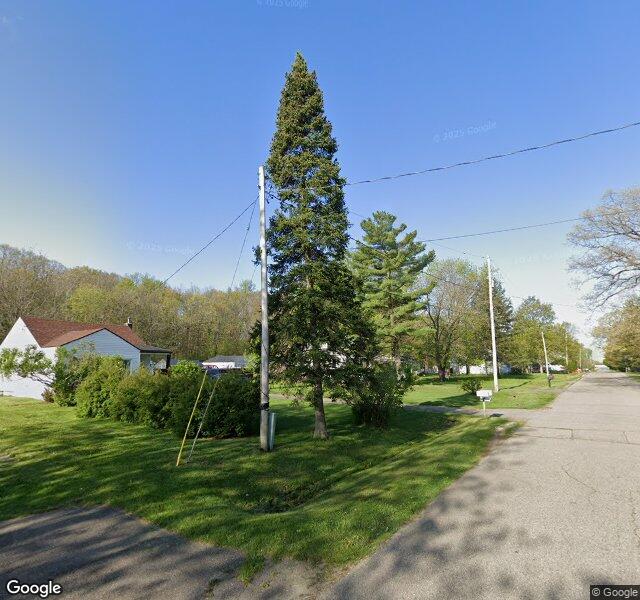 1207 Harding Dr, Grand Blanc, MI 48507-4245