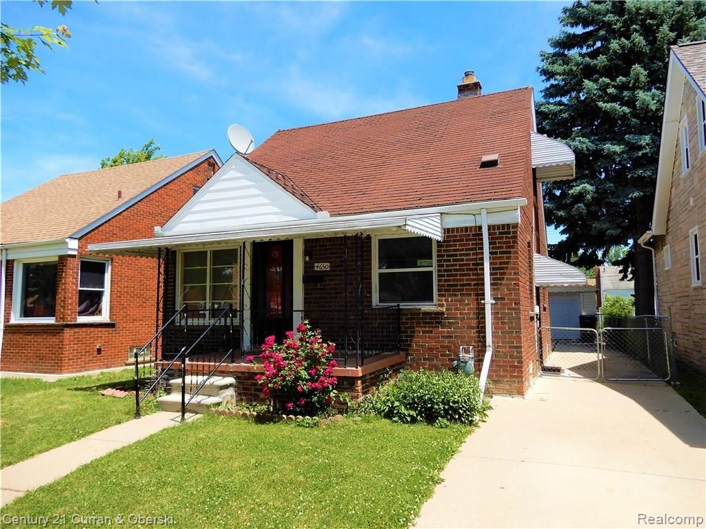 4650 Helen St, Dearborn, MI 48126-4114